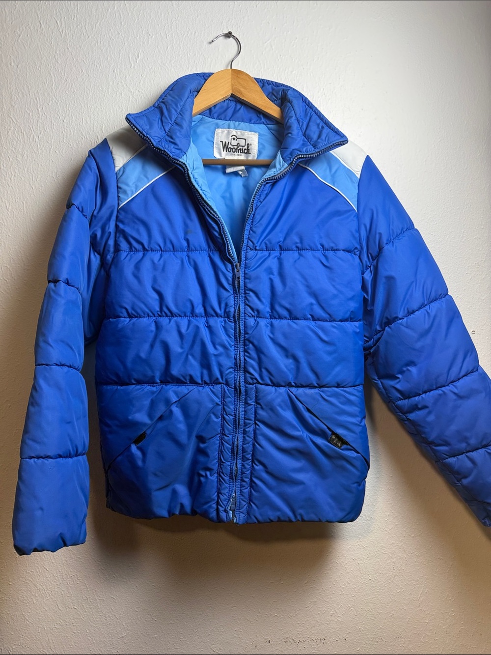 Woolrich Bright Blue Kids' Puffer Jacket with White Accents